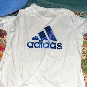 A white XL adidas’s shirt
